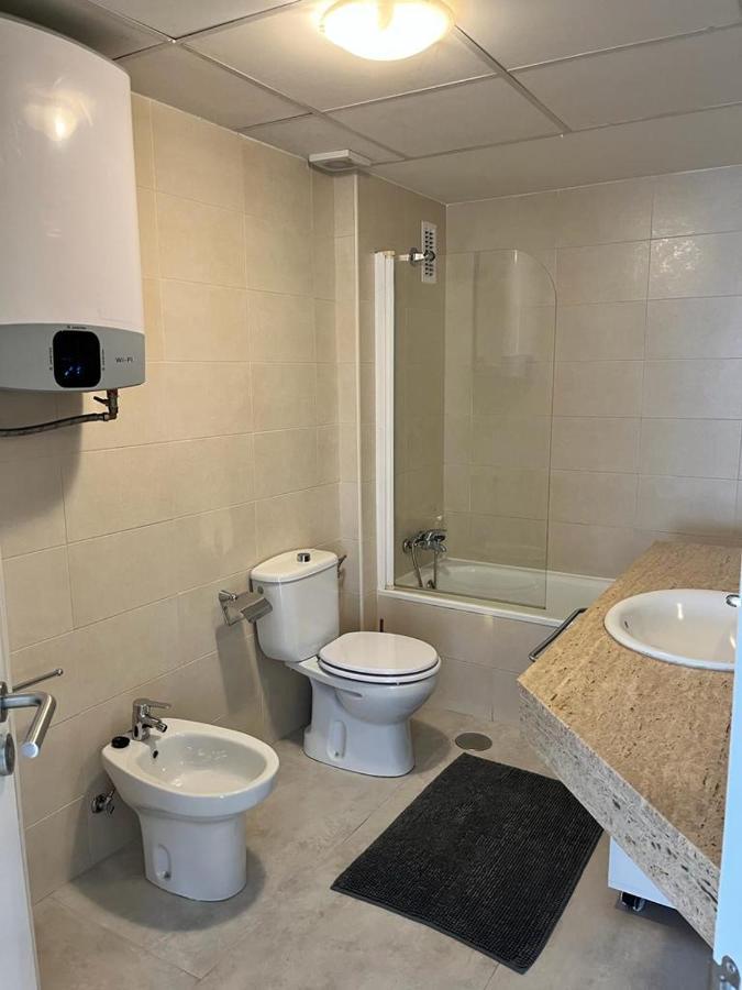 Atico Helena Con Solarium Y Jacuzzi Privado En Laguna Beach Vera Bagian luar foto